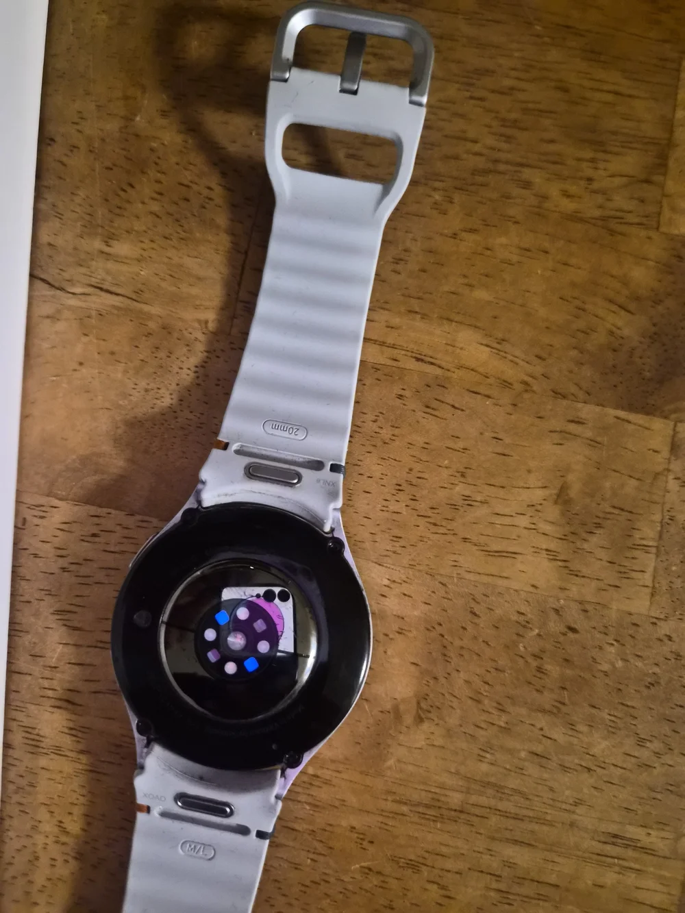 Samsung Galaxy Watch7 Smartwatch - Light Gray